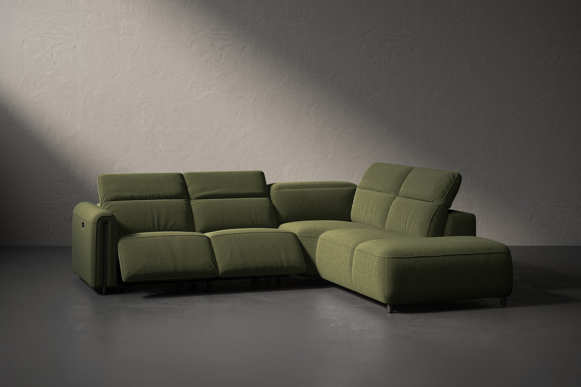 Ricci Cloud Fabric Recliner Sectional Sofa– Luxury Meets Smart Comfort