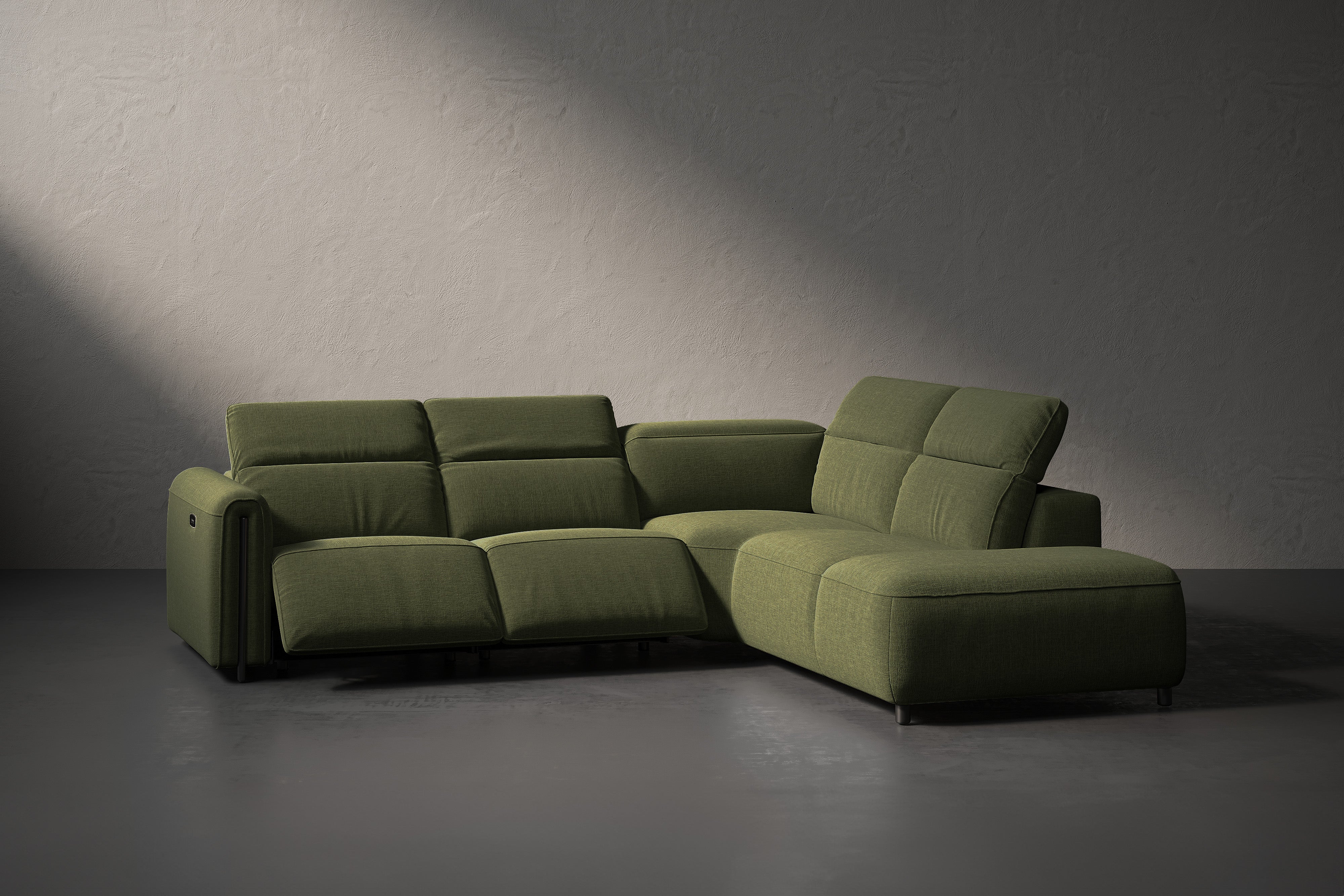 Ricci Cloud Fabric Recliner Sectional Sofa– Luxury Meets Smart Comfort