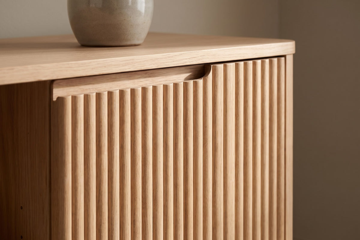 Gordes Fluted Oak Media Console detail