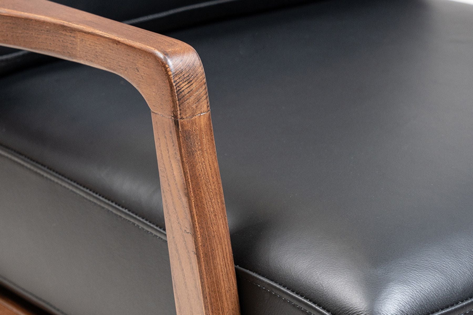 Isode 25” Leather Mid-Century Modern Accent Chair