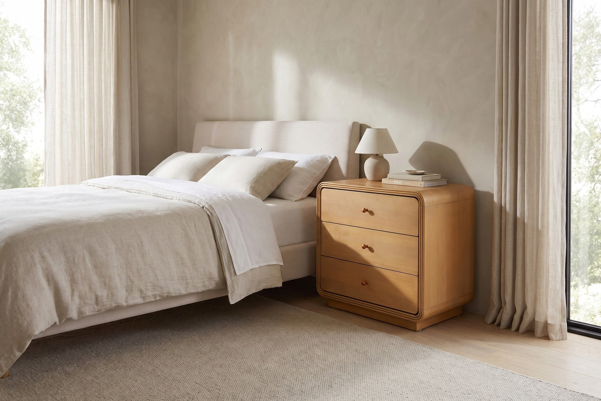 Belleville Curved 3-Drawer Nightstand – Natural Finish, Plinth Base