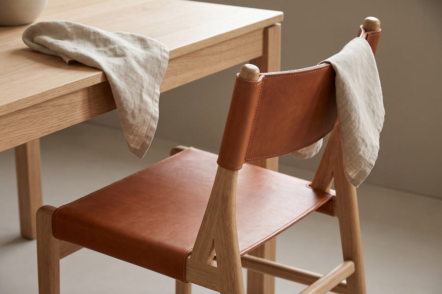 Cassis Leather Sling Dining Chair detail