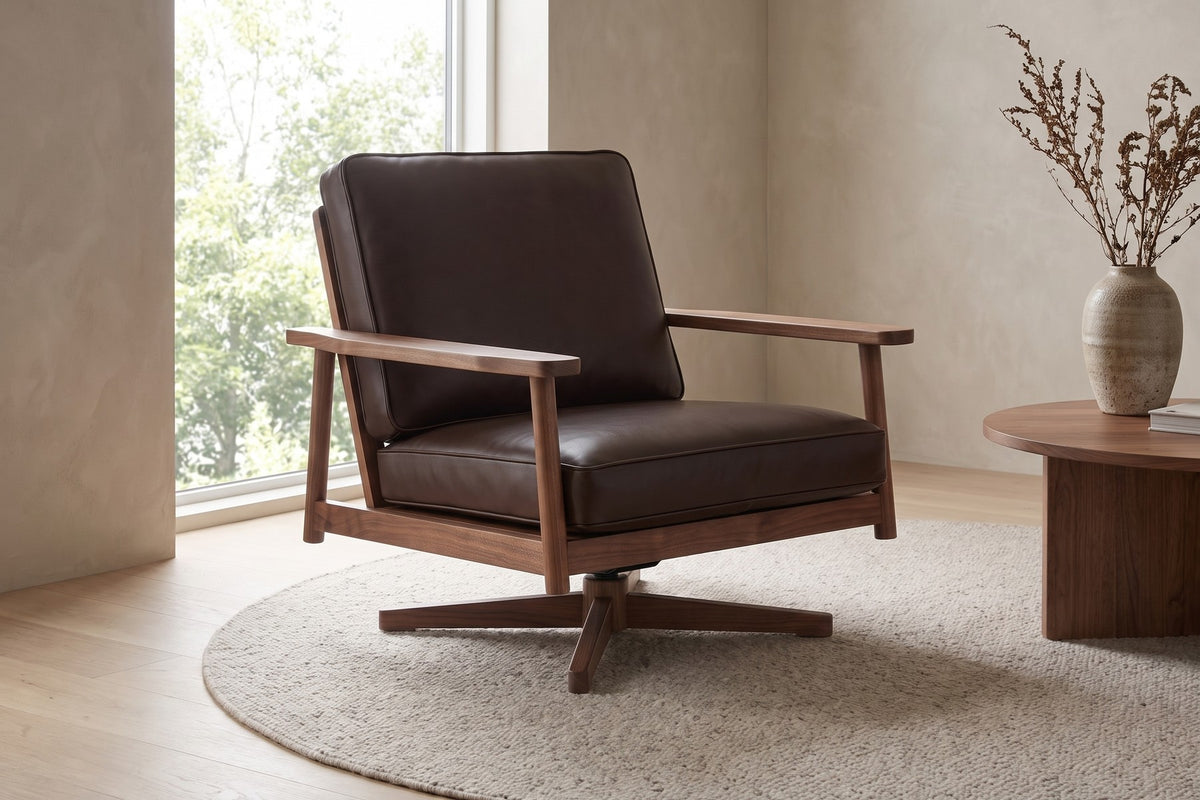 Chinon Leather Swivel Lounge Chair – Solid Oak Frame, Open Arms, 360° Swivel