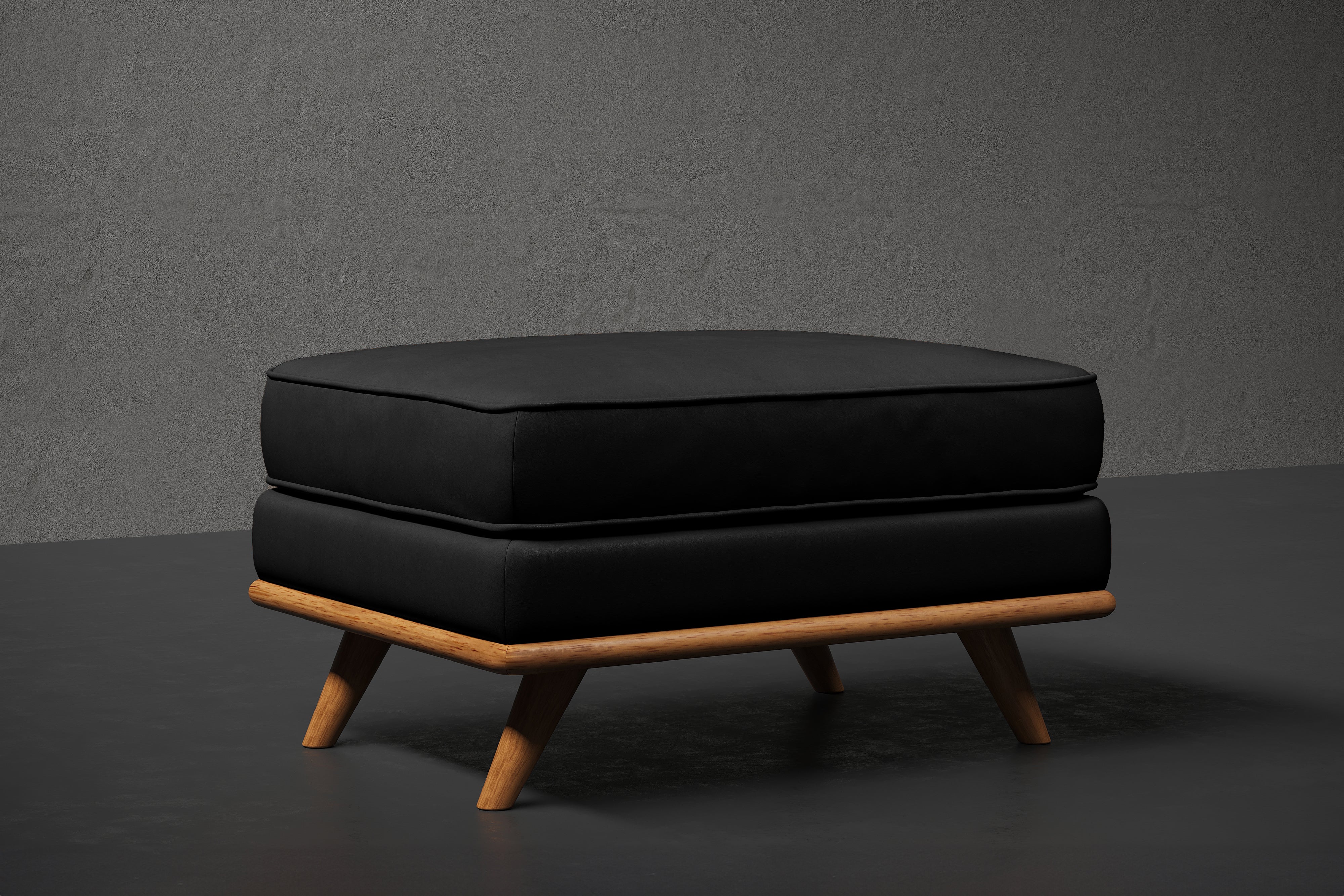 Maestro Leather 31" Ottoman