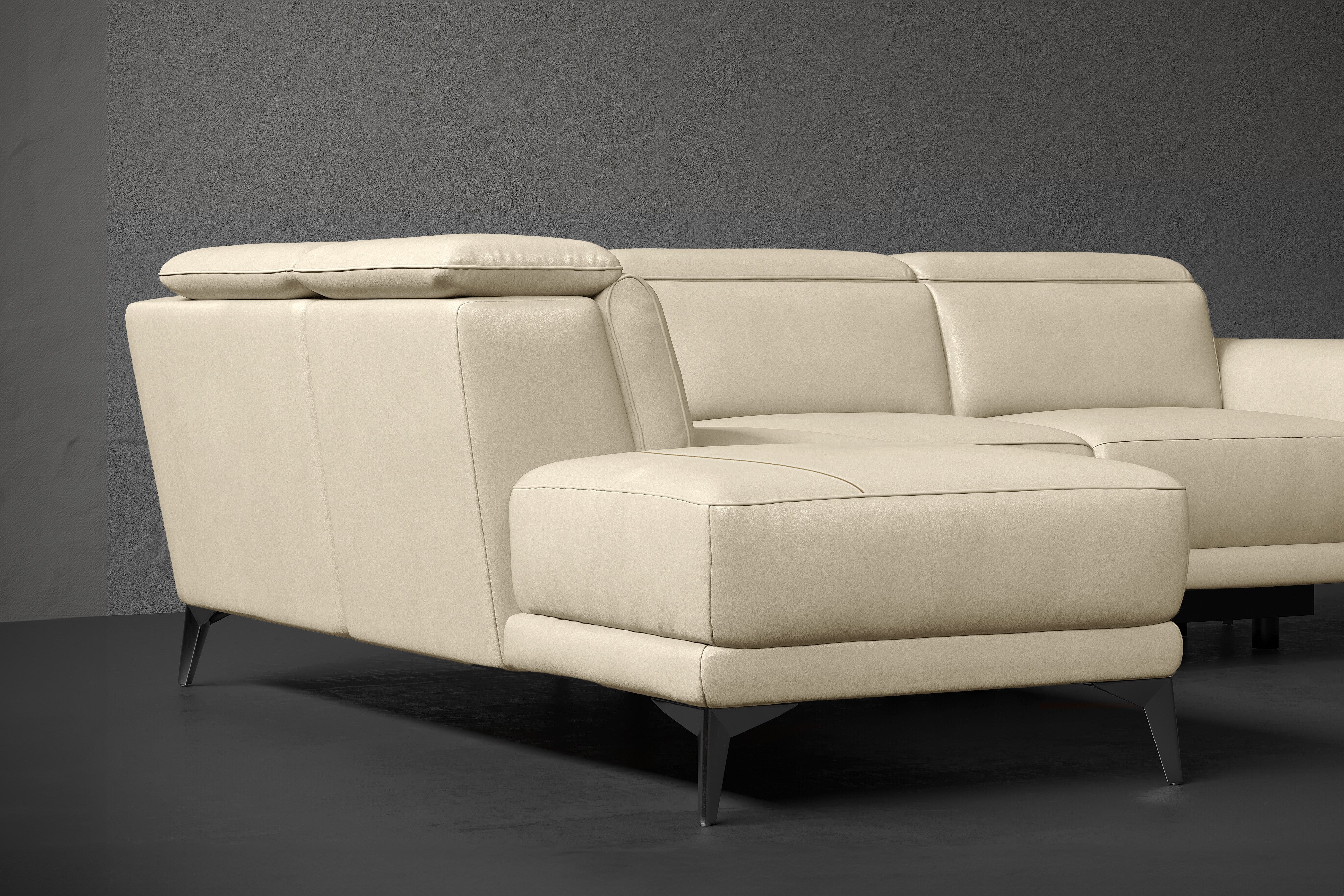 Pista Leather Reclining Sectional Sofa