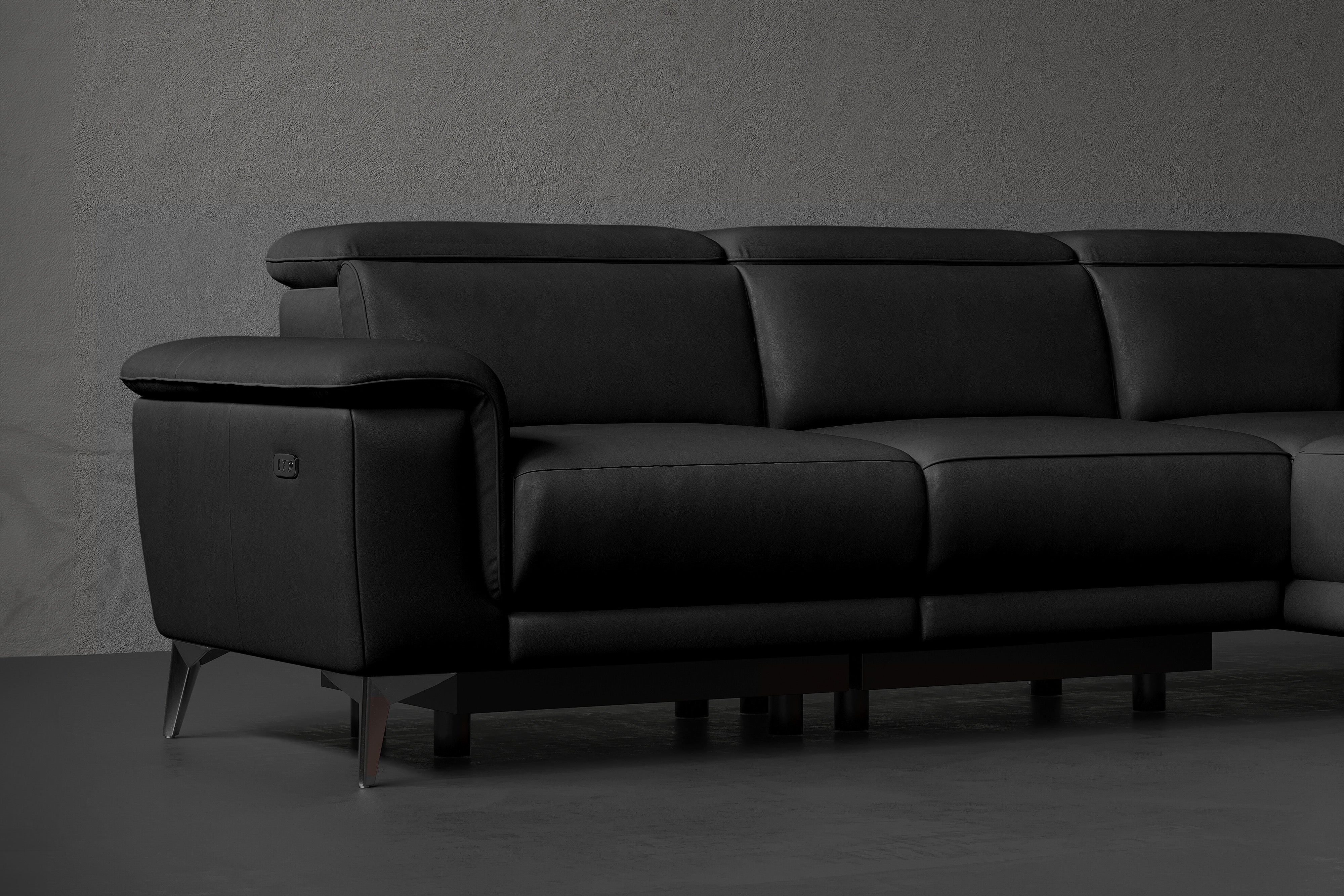 Pista Leather Reclining Sectional Sofa