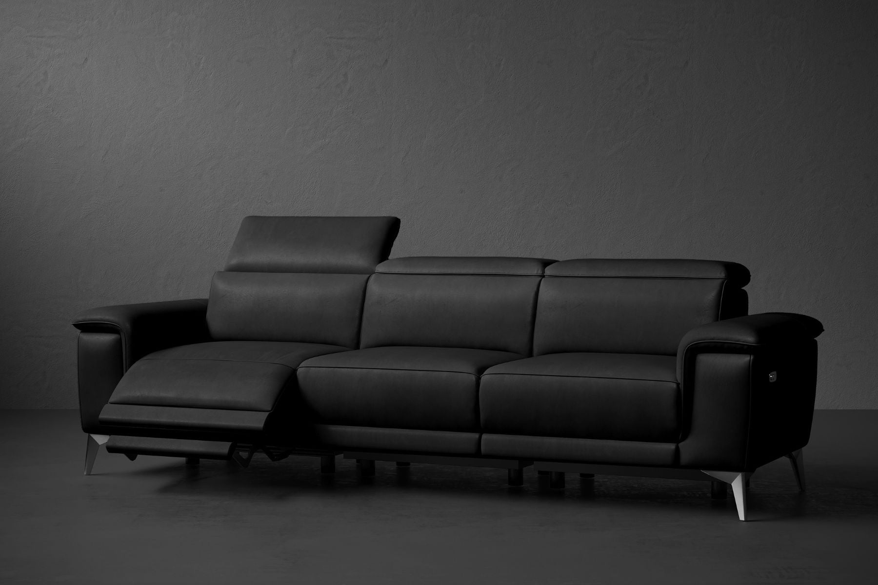 Millet Nordic Hygge™ Leather Reclining Sofa
