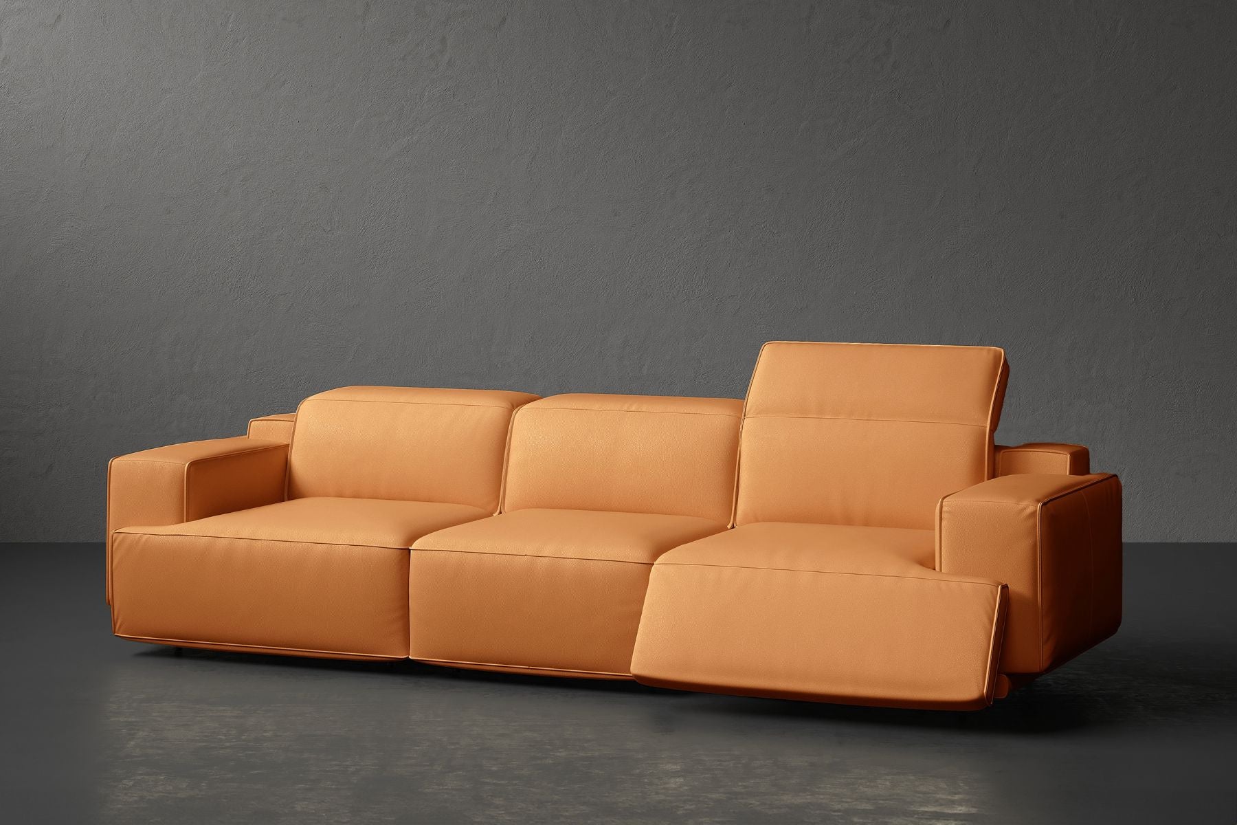 Bain Nordic Royal Hygge™ Leather Recliner Sofa