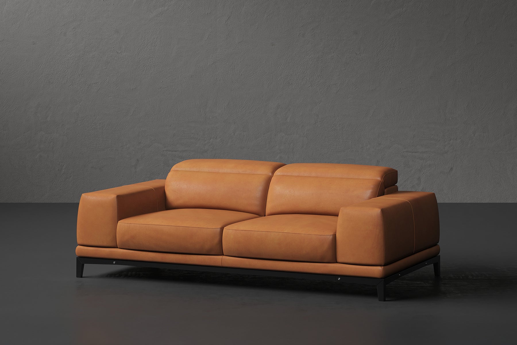 Brun Leather Sofa with Adjustable Headrests