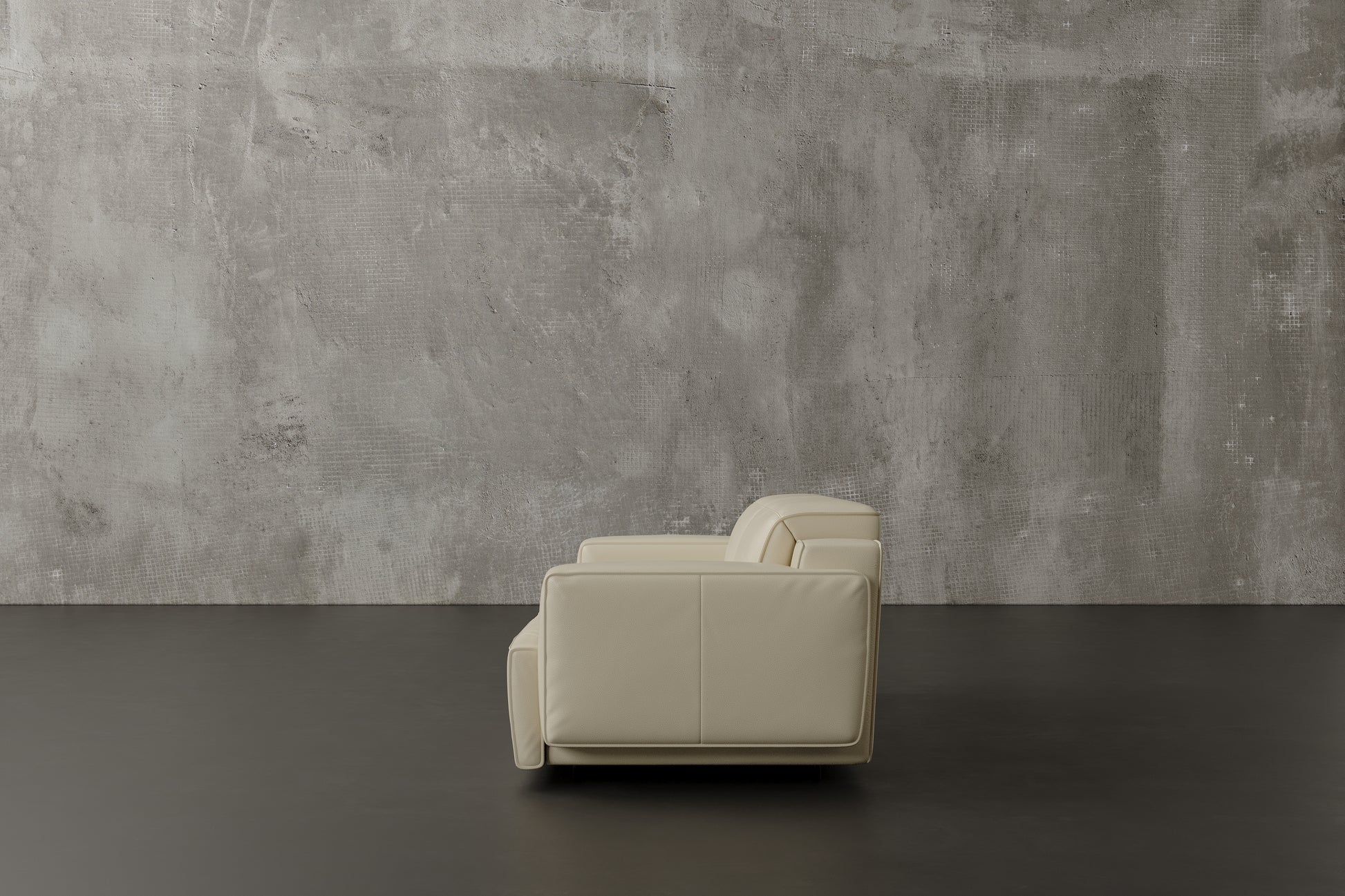 Bain Nordic Royal Hygge™ Leather Recliner Sofa